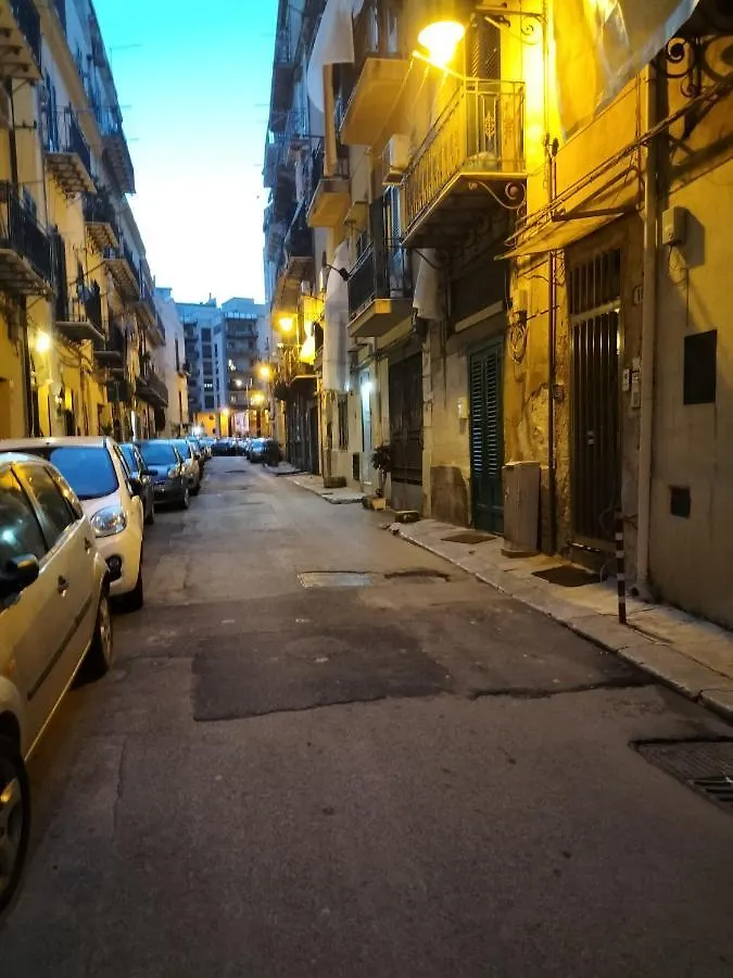 Incentro Palermo 아파트 이탈리아