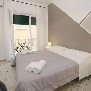 https://casa-margherita-naples-80139.hotels-amalfi.com